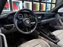 2022 Porsche 911 Targa 4 3.0T, белый — фото 17