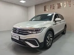 2022 Volkswagen Tiguan L 330TSI AT 2WD — фото 1