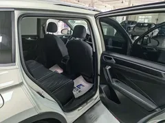 2022 Volkswagen Tiguan L 330TSI AT 2WD — фото 14