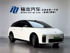 2025 Li Auto i6 4WD, белый — фото 4