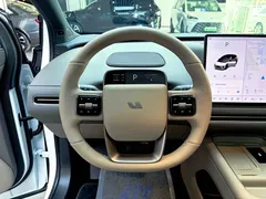 2025 Li Auto i6 4WD, белый — фото 11