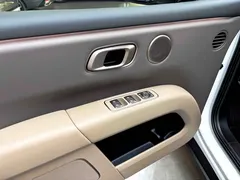 2025 Li Auto i6 4WD, белый — фото 15
