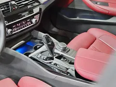 2022 BMW 5 Series 530Li, чёрный — фото 52