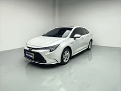 2022 Toyota Levin Hybrid 1.8H E-CVT Luxury, белый — фото 1