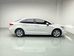 2022 Toyota Levin Hybrid 1.8H E-CVT Luxury, белый — фото 8