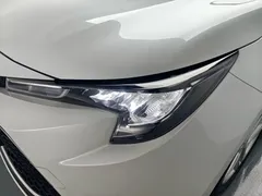 2022 Toyota Levin Hybrid 1.8H E-CVT Luxury, белый — фото 9