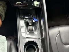 2021 Hyundai Elantra 1.5L CVT LUX Premium, белый — фото 21