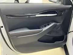 2023 Kia Seltos 1.5L CVT Luxury, белый — фото 15