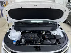 2023 Kia Seltos 1.5L CVT Luxury, белый — фото 24