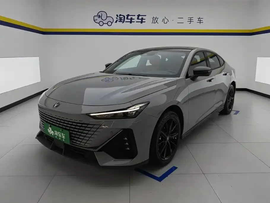 2023 Changan UNI-V iDD 1.5T 113km PHEV