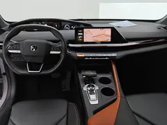 2023 Changan UNI-V iDD 1.5T 113km PHEV — фото 12