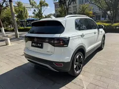 2023 Volkswagen Tacqua 200TSI DSG, белый — фото 7