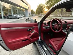 2022 Porsche 718 Boxster 2.0T — фото 3