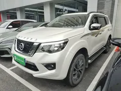 2020 Nissan Terra 2.5L XL Upper 4WD AT 4WD Luxury, белый — фото 2