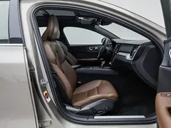 2021 Volvo S60 T4 Luxury — фото 23
