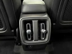 2023 Volvo XC40 B4 4WD Luxury, синий — фото 20