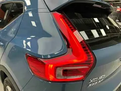 2023 Volvo XC40 B4 4WD Luxury, синий — фото 24
