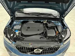 2023 Volvo XC40 B4 4WD Luxury, синий — фото 26