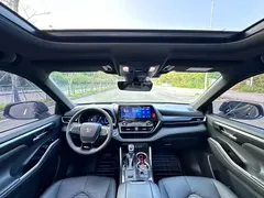 2022 Toyota Crown Kluger 2.5L HEV 4WD Premium, чёрный — фото 9