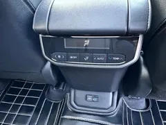 2022 Toyota Crown Kluger 2.5L HEV 4WD Premium, чёрный — фото 13