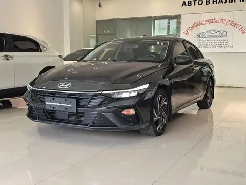 2023 Hyundai Elantra 1.5L CVT LUX Premium