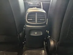 2023 Hyundai Elantra 1.5L CVT LUX Premium — фото 12