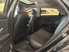 2023 Hyundai Elantra 1.5L CVT LUX Premium — фото 13