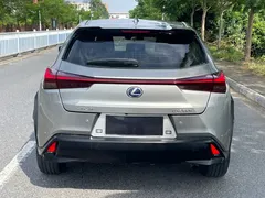 2022 Lexus UX 260h — фото 5