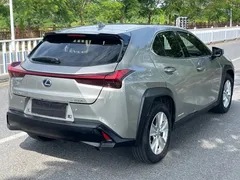 2022 Lexus UX 260h — фото 6
