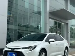 2021 Toyota Levin 185T CVT Luxury, белый — фото 1