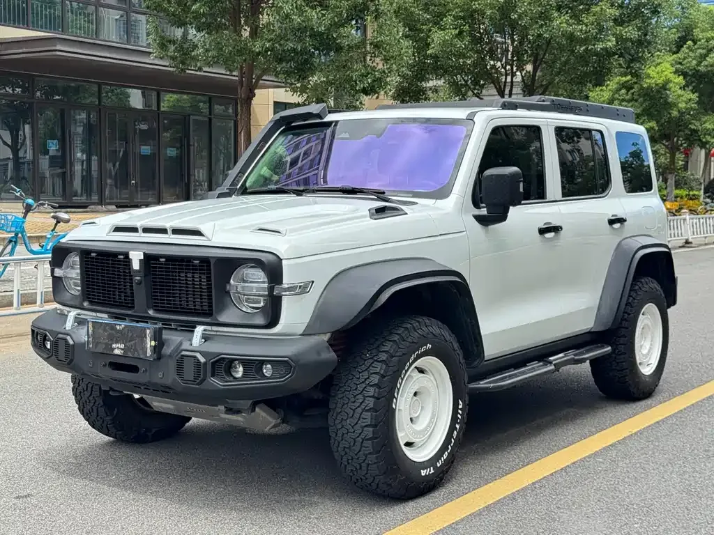 2023 Tank 300 2.0T 02