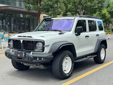 2023 Tank 300 2.0T 02