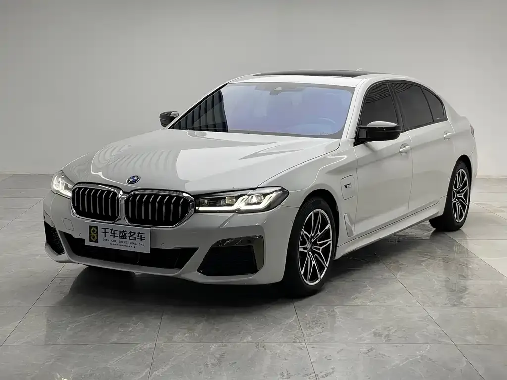 2022 BMW 5 Series 5 535Le M