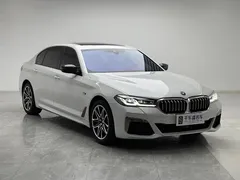 2022 BMW 5 Series 5 535Le M, белый — фото 3