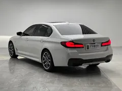 2022 BMW 5 Series 5 535Le M, белый — фото 4