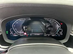 2022 BMW 5 Series 5 535Le M, белый — фото 11