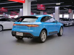 2022 Porsche Macan 2.0T, синий — фото 7