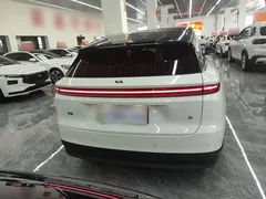 2025 Li Auto i6 2WD Standard, белый — фото 6