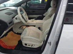 2025 Li Auto i6 2WD Standard, белый — фото 15