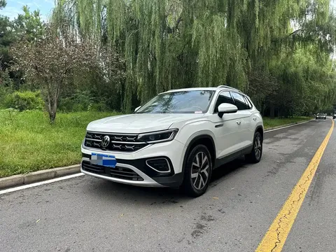 2023 Volkswagen Tayron 330TSI 2WD Plus
