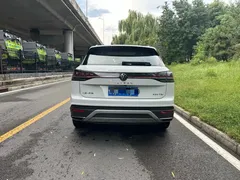 2023 Volkswagen Tayron 330TSI 2WD Plus, белый — фото 5