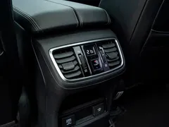 2020 Honda UR-V 370TURBO 4WD, белый — фото 15