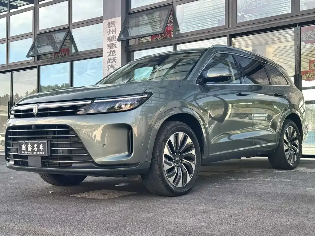 2022 Aito M7 1.5T 4WD Luxury