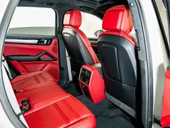 2023 Porsche Cayenne E-Hybrid 2.0T PHEV Platinum — фото 23