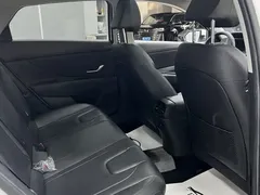 2023 Hyundai Elantra 1.5L CVT GLX Elite, белый — фото 14