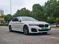 2022 BMW 5 Series 535Le M, белый — фото 3