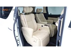 2023 Toyota Alphard /2.5/21 Hybrid Luxury, белый — фото 8