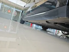 2023 Hongqi E-QM5 Basic Mobility, чёрный — фото 19