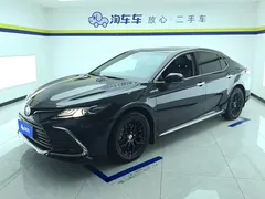 2023 Toyota Camry 2.0G Luxury, чёрный — фото 1
