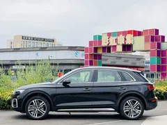 2022 Audi Q5L 40T, чёрный — фото 4